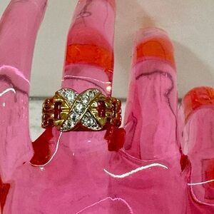 Vintage Avon Gold-Tone Link Band X Motif Ring • Size 5 • unused NIB ✨
